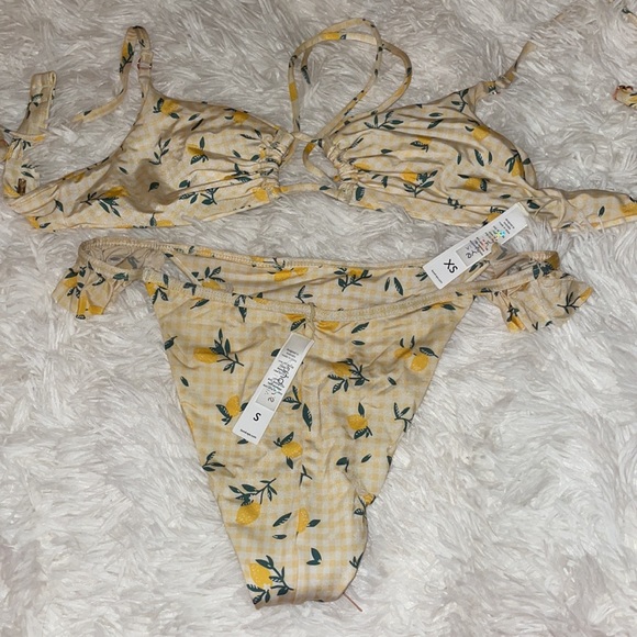 bondeye swim limonada tied to it bikini - Picture 7 of 8